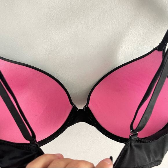 PINK Victoria’s Secret | Women’s Solid Black Wear Everywhere Push-Up Bra 32D - Picture 7 of 8